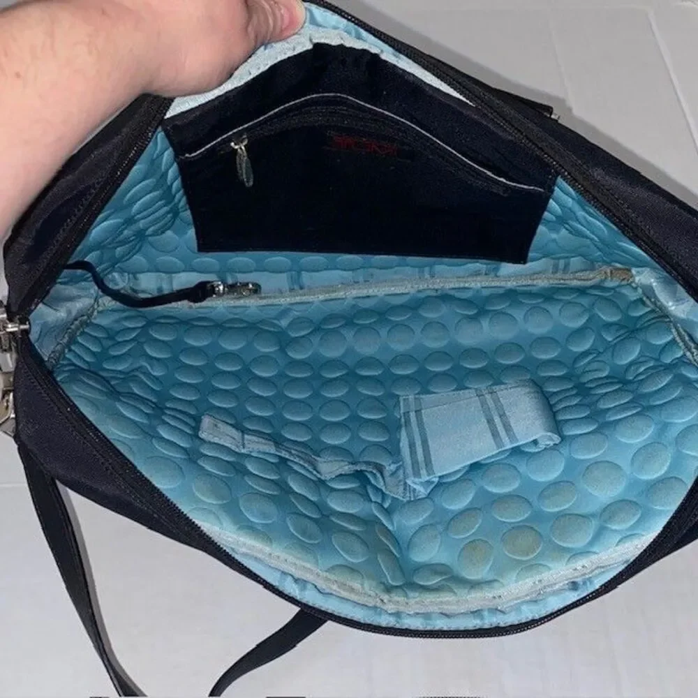 Tumi Vista Collection Black Nylon Briefcase Laptop Bag with Strap
